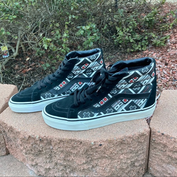 Vans x Nintendo NES Old Skool Highs - Picture 3 of 7